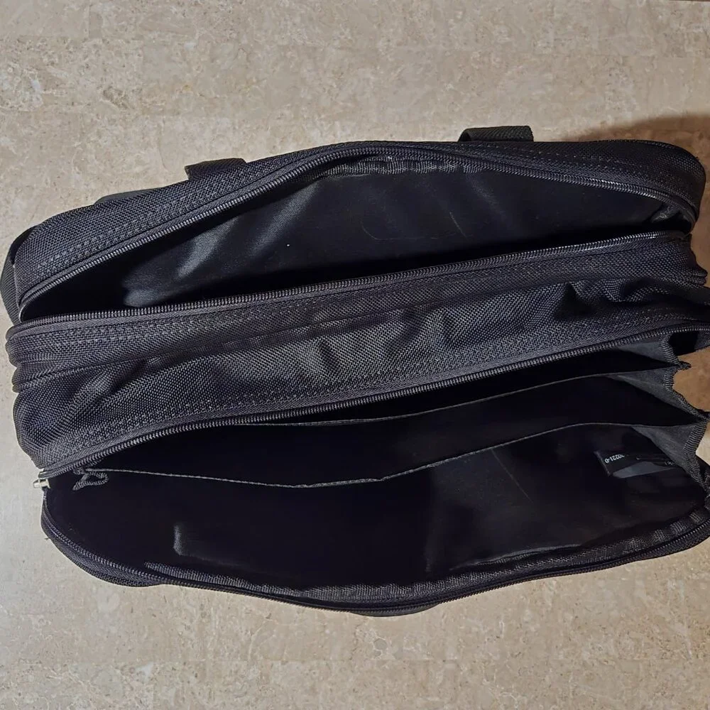 Jourdan Black Briefcase Messenger Laptop Case Bag